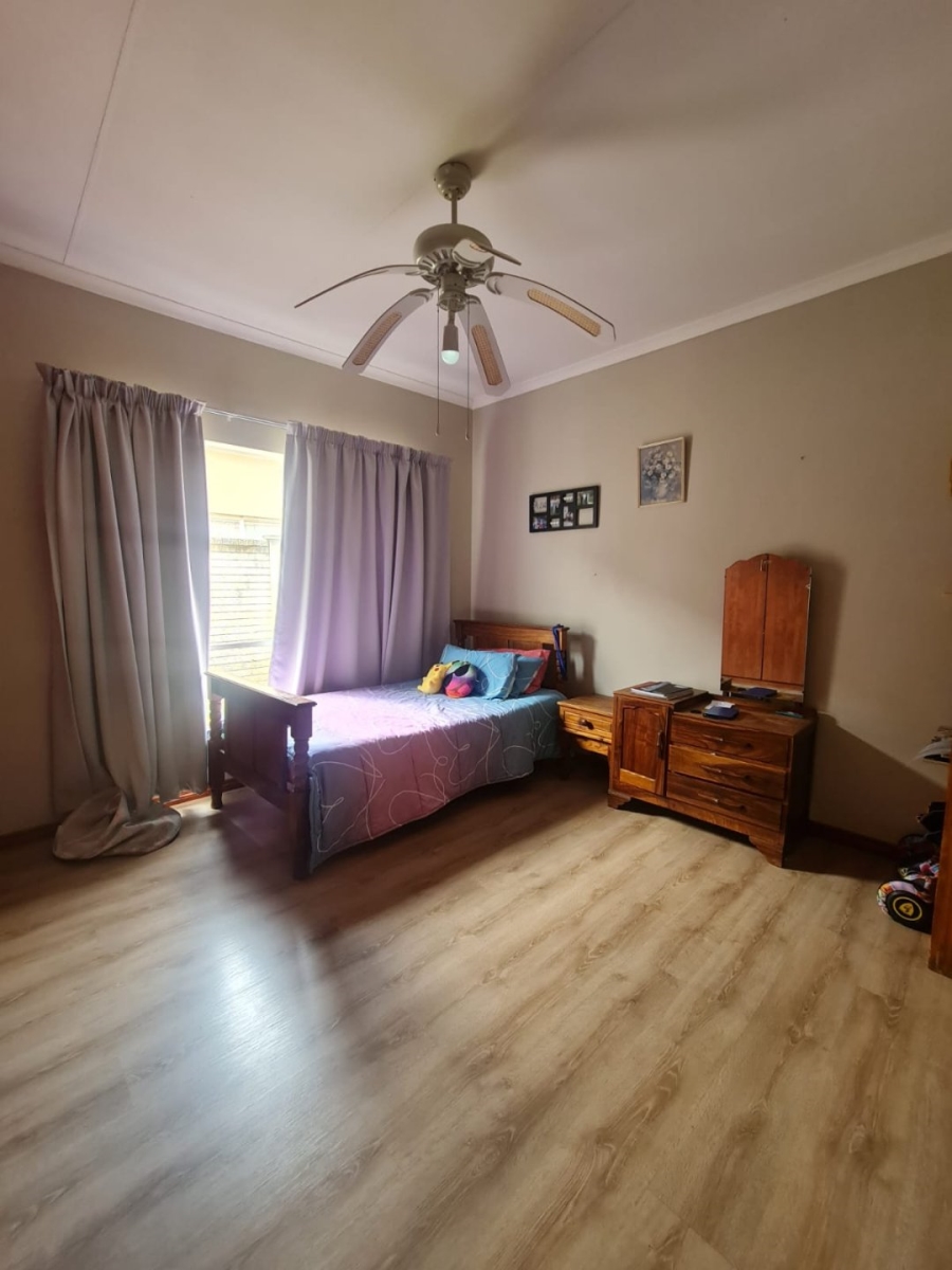 3 Bedroom Property for Sale in Vaalpark Free State